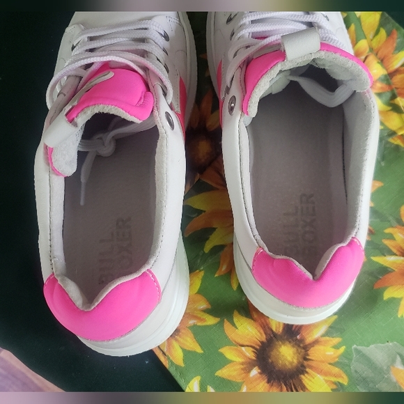 Bull Boxer pink and white size 7 women's leather shoes / sneakers Neon 80s style - Picture 6 of 11